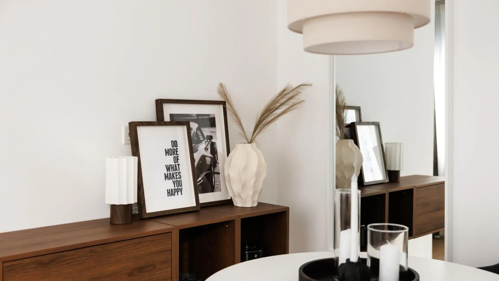 Apartment Secret Garden Suite With Terrace, 10 Min To Center Vienna